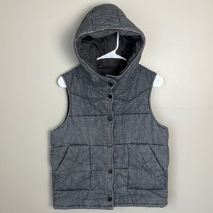 MAJJI BRAND women’s grey puffer vest